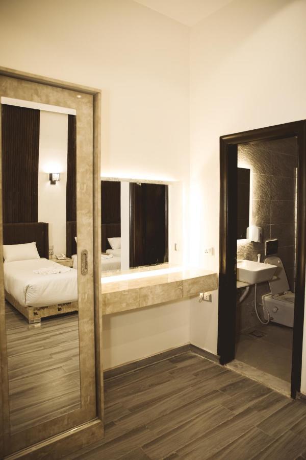 Tourist Palace Hotel Kairó Kültér fotó